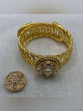 GOLDEN - Easiest On/Off Bracelet EVER! Gold Snap Button Bracelet with 2 Charms